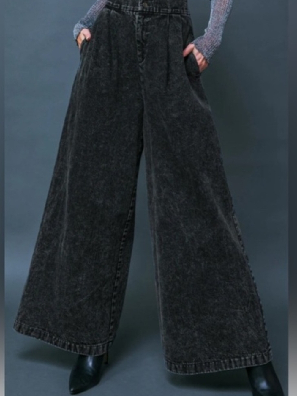 NWT Free Market By Flying Tomato High Waisted Wide Leg Black Denim Jeans Sz L